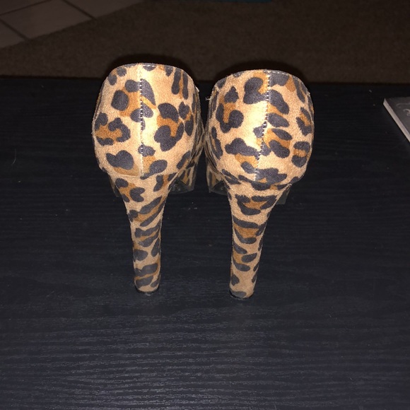 Cheetah Print Mossimo Stilettos 8.5 - Picture 3 of 5